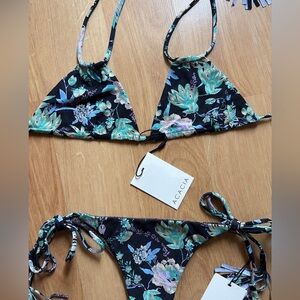 Acacia swimwear Lauie cannons top anemone